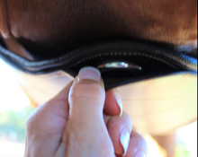 Load image into Gallery viewer, Kentaur Avignon Stud Girth